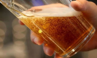 上班也能喝酒？無酒精飲料市場(chǎng)崛起，即飲型風(fēng)潮引領(lǐng)新風(fēng)尚